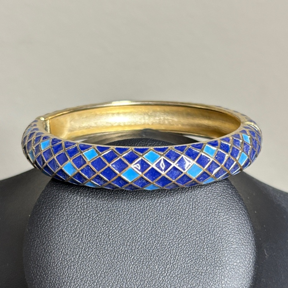 Elegant Blue and Gold Bangle Mosaic Diamond Shape Clamper Bracelet